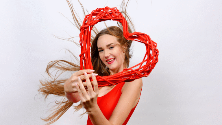 1000+ Short Love Quotes to Touch Hearts Instantly